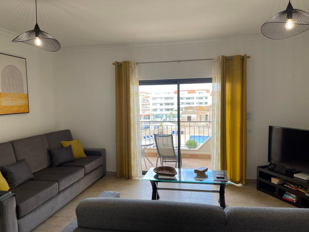 Lucas House 3 - Garden Apartment Lagos Luaran gambar