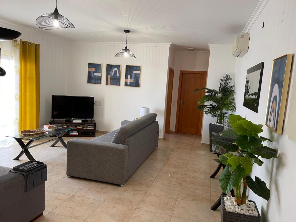 Lucas House 3 - Garden Apartment Lagos Luaran gambar