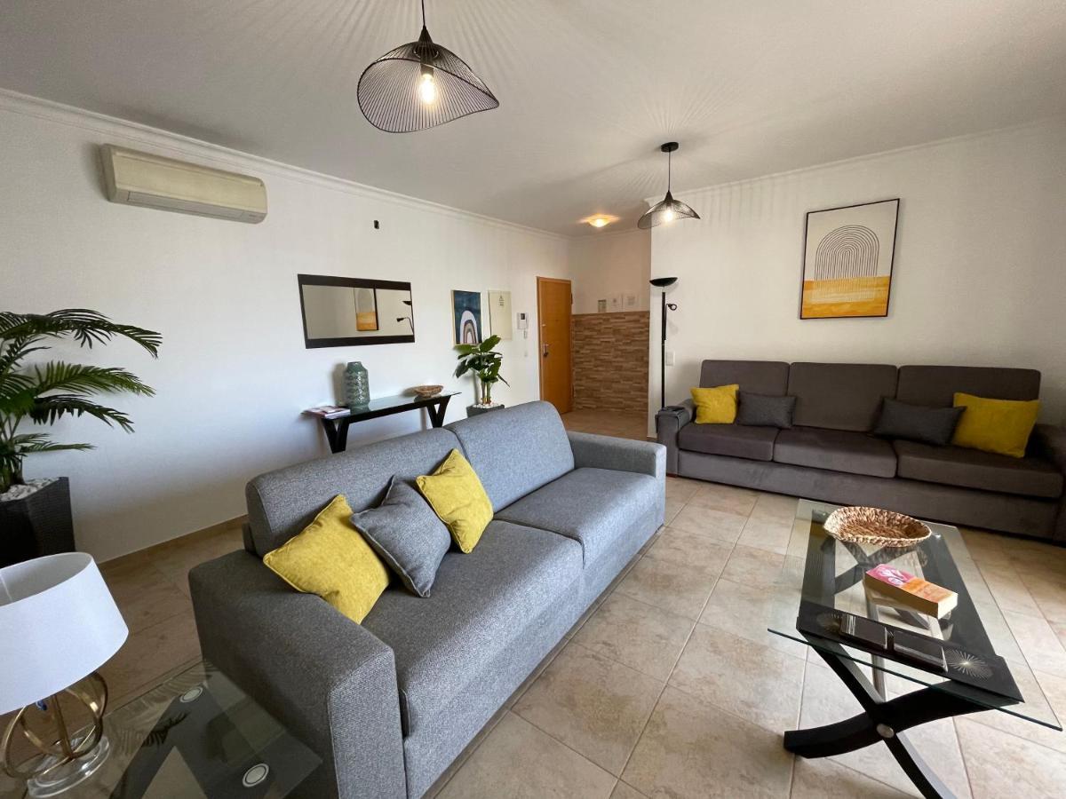 Lucas House 3 - Garden Apartment Lagos Luaran gambar