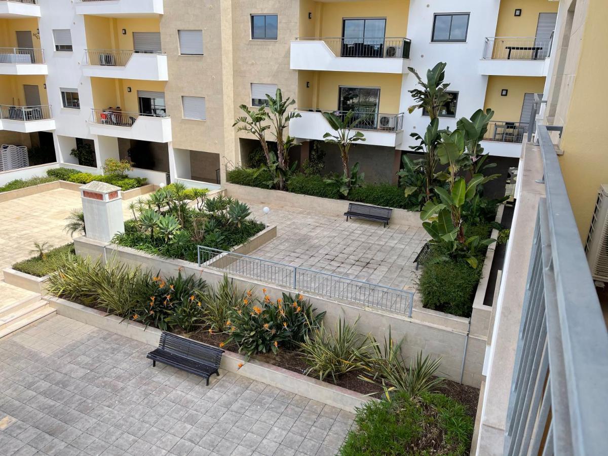 Lucas House 3 - Garden Apartment Lagos Luaran gambar